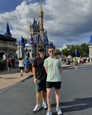 Dan Wootton Instagram - A truly magical week back together in the free state of Florida.
But now back to work…
🇺🇸 🇬🇧