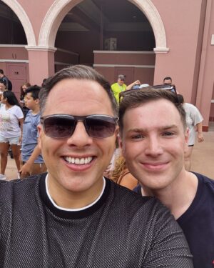 Dan Wootton Instagram - A truly magical week back together in the free state of Florida.
But now back to work…
🇺🇸 🇬🇧
