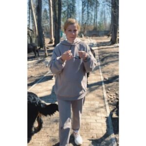 Dana Abyzova Instagram - 🤍 хочу свою ферму🤪