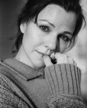Dana Abyzova Instagram - То, что я вижу в других - ничего не говорит о других , а только отзеркаливает то, что у меня внутри . Когда причина во мне - нет места осуждению , есть только любовь. 
Мы все друг другу учителя и ученики - то так, то так.