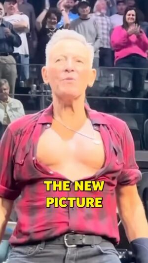 Dana Carvey Instagram - Springsteen has a new lewk. Episode #9 is up now on YouTube @thedanacarvey @davidspade