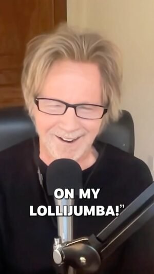 Dana Carvey Instagram - Now give me a Million Dollars!

Clip from @superflypod  with @davidspade & @thedanacarvey #comedy