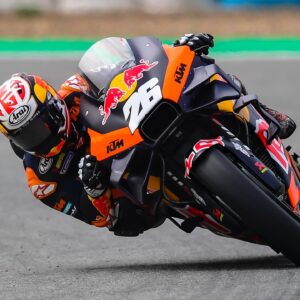 Dani Pedrosa Instagram - Testing at @circuito_de_jerez sharing the track with KTM boys @albertarenas @37pedroacosta @denizoncu53 @efrentxu7 @rueda.jr99

📸 @chiquichamorrophoto