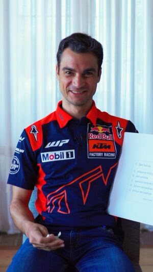 Dani Pedrosa Instagram - Vamos a ver… 😏🔎

@26_danipedrosa está de vuelta para el #SpanishGP #MotoGP 🏁