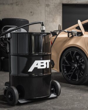 Daniel Abt Instagram - 1000PS ABT RS7 Legacy Editon. Das stärkste Auto was wir bisher gebaut haben. Nach langer Entwicklung, viel Herzblut in unserer Werkstatt und unzähligen Runden auf der Nordschleife können wir ihn euch endlich präsentieren. Durch unser IWI System wird über einen zusätzlichen Tank ein Wasser Ethanol Gemisch vor der Drosselklappe eingespritzt und somit diese geballte Power erzeugt. 0-300km/h in unter 22 Sekunden 🤯Video dazu jetzt auf YouTube 🤞🏻 @abt_sportsline #abt #rs7 #1000hp