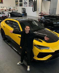 Daniel Abt Instagram - Es geht los! 💛 Wir bauen den Urus Performante zum ABT Scatenato um. Das beinhaltet ein Powerupgrade auf 840PS, komplett neue Carbon Front und Heckschürze, freistehender Breitbau, Felgen, Interior Upgrade und viele weitere Details. Wir filmen den kompletten Umbau auch für YouTube mit. Falls ihr Fragen habt kommentiert gerne dann können wir sie für euch beantworten @abt_sportsline #abt #urus #scatenato