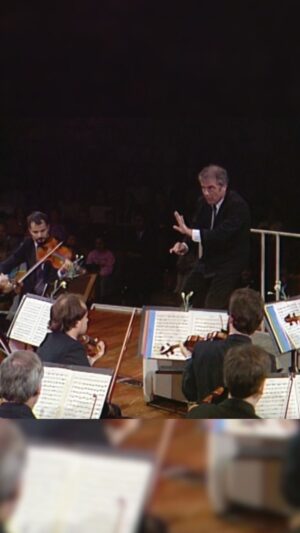 Daniel Barenboim Instagram - "The concert that I was privileged to conduct on 12 November 1989 was an expression not only of the joy that the musicians felt at being able to play for their countrymen from East Germany, and the joy of the audience on hearing the Berlin Philharmonic, but also the need that people feel to make and hear music at a time of intense emotion.", writes Daniel Barenboim in his memoir "A Life in Music“ about the 1989 concert for citizens of the GDR. Enjoy this concert excerpt from Beethoven’s Symphony No. 7! #BerlinPhil #DigitalConcertHall #MusiciansofInstagram #DanielBarenboim #Beethoven #Symphony