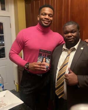Daniel Bellomy Instagram - Great time w/ Finance Guru and expert Gail Perry Mason @gailpmason celebrating Ashley Joi Boyd’s @loveajoi book “Financially Fly” lots of knowledge and understanding being shared around the space, learned so much-
 Ladies check out Ashley’s book “Financially Fly” 🩶🩶🦋