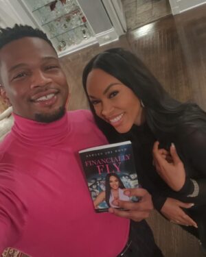 Daniel Bellomy Instagram - Great time w/ Finance Guru and expert Gail Perry Mason @gailpmason celebrating Ashley Joi Boyd’s @loveajoi book “Financially Fly” lots of knowledge and understanding being shared around the space, learned so much-
 Ladies check out Ashley’s book “Financially Fly” 🩶🩶🦋