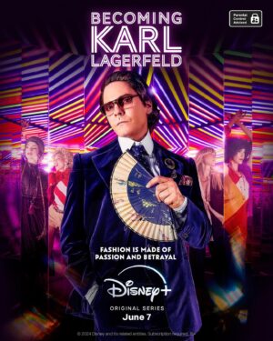 Daniel Brühl Instagram - This young man never would have thought that he would have the honor to play the photographer one day. Karl Lagerfeld took this picture 20 years ago. I hope you enjoy the show as much as I did, “Becoming Karl Lagerfeld” is out today my friends. xxxxx

Now on @disneyplus and @hulu