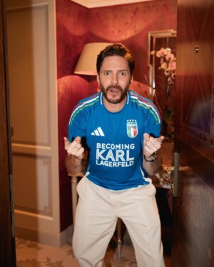 Daniel Brühl Instagram - Grazie Milano, che piacere!!! Ci vediamo xxxxx