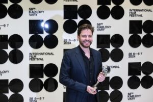 Daniel Brühl Instagram - Receiving the President’s Award from the legendary president Jiří Bartoška himself and being with 1500 people in the packed festival cinema watching my debut film „Next Door“ was so incredibly rewarding and wonderful. DíK I LOVE @kviff