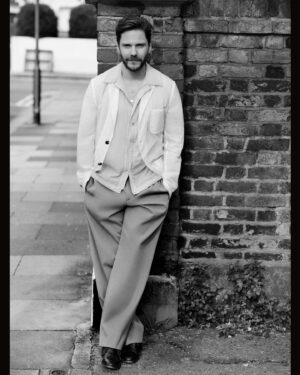 Daniel Brühl Instagram - That was a wonderful afternoon gentlemen! Utterly delighted, thank you! 

Photographer: @johnbalsom_studio 
Stylist: @davidpnolan 
Groomer: @tylerjohnstonhair 
Director of Photography: @andygreenacre_