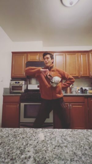 Daniel 'Cloud' Campos Instagram - Don’t ask me how this dance happened 🤒😂
