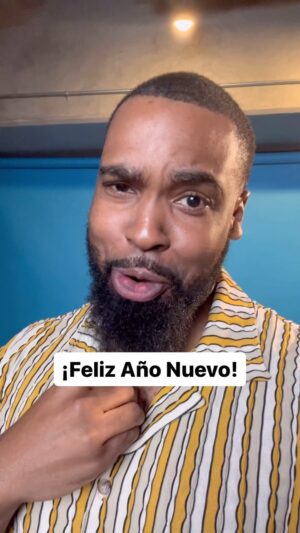 Daniel Curtis Lee Instagram - ¡Sobrevivimos con estilo al 2023! Gracias por ser parte de esta increíble travesía y todo su apoyo en el podcast @nedsdeclassifiedpod. Estamos emocionados por traerles más contenido divertido en el 2024. ¡Feliz Año Nuevo, valientes! 🚀 #AventurasPorDelante #GraciasPorElApoyo #AñoNuevo2024 #Propósitos2024 #MetasEnEspañol #AprenderEspañol #DesafíoIdioma2024 #LogrosLingüísticos #HablaEspañol #AñoDeAprender #manualdesupervivenciaescolardened #ned #moze #cookie #danielcurtislee #zekeyluther #nickelodeon #paramountplus #nedsdeclassified #SuperandoDesafíosLingüísticos #Idiomas2024 #FluidezEnEspañol #AventuraLingüística #ExprésateEnEspañol #happynewyear #DescubreIdiomas #MetasDeLenguaje #ComunidadLingüística #newyears #CulturaYIdiomas2024