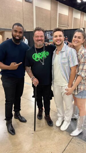 Daniel Curtis Lee Instagram - Jack@ss! @bam__margera is a hero for skate culture! 🛹 Comment if you want to see him on the pod @zekeandluthpod or @nedsdeclassifiedpod #bammargera #jackass #nedsdeclassified #zeke #luther #hutchdano #danielcurtislee #devonwerkheiser #lindseyshaw #skatboard #mtv #prank #wild #extreme #xgames #sanantonio #nostalgiacon #jack@ass