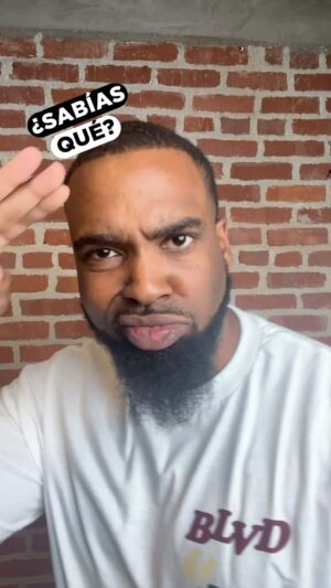 Daniel Curtis Lee Instagram - ¡Coconut Head es un maestro aire y el elenco de “Manual de Supervivencia de Ned” está de gira y llegará a una ciudad cerca de ti! Comenta tu ciudad abajo. Coconut Head is an air bender and the cast of “Ned’s Declassified School Survival Guide” is going on tour and coming to a city near you! Comment your city below. #cabezadecoco #aang #maestroaire #leyandadeaang #leyendadekorra #manualdesupervivenciaescolardened #actordevoz #chile #latam #español #nedsdeclassified #survivalguide #podcast #tour  #live #animation #usa #americalatina #doblaje #sabiasque #cookie #danielcurtislee #devonwerkheiser #lindseyshaw #portland #seattle #milwaukee #minneapolis #dever #saltlakecity