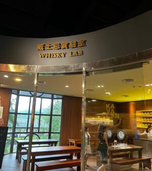 Daniel Dae Kim Instagram - Anyone who knows me well knows I like whiskey, so on a trip to Taiwan filled with many highlights, one of my favorites was an invitation to the @kavalanwhisky distillery in Yilan. From seeing the charring of the casks to opening a barrel and even making my own personal blend (hush now, single malt snobs!) I learned so much about whiskey making, and why #Kavalan has been making an award winning name for itself in the whiskey world. @andrewlee was the perfect host and it’s a visit I won’t soon forget. Cheers!

*This is not an ad. They just made me a fan :)