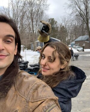 Daniel Di Tomasso Instagram - @cwrepublicsarah premiers tonight at 9pm on the @thecw.  I join a little later in the season and have a blast working with this awesome human @stellabaker.  An original story, super juicy relationships, and an incredibly talented cast and crew.  Tune in and tell me what you think!