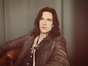 Daniel Di Tomasso Instagram - Auditioning for the 70s be like…
At first I was afraid, I was petrified. #auditioning #70s