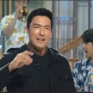 Daniel Henney Instagram - Was an HONOR to host the season finale of SNL Korea…a dream come true..let’s do it again next year!! “SNL 코리아 시즌4의 피날레를 호스트하게 되어 영광이었습니다. #꿈은이루어진다 다음 시즌에도 let’s go! “