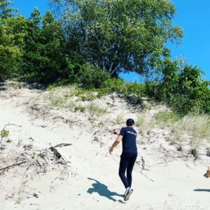 Daniel Henney Instagram - Sandy paws 🐾