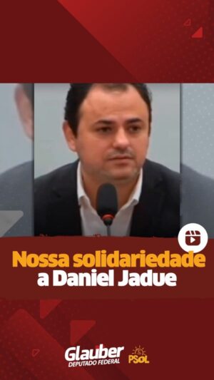 Daniel Jadue Instagram - Expressei no Parlamento brasileiro minha solidariedade ao prefeito da Recoleta Daniel Jadue que está preso injustamente. O único crime de Daniel foi disponibilizar às pessoas medicamentos, óculos, aparelhos auditivos, livros e aluguel de apartamentos a um preço justo, confrontando diretamente o modelo neoliberal e o sistema instalado pela ditadura de Pinochet. Força, companheiro, seguiremos lutando por justica e pela sua liberdade! #JadueLivre #JustiçaParaJadue

Expresé en el Parlamento brasileño mi solidaridad con el alcalde de Recoleta Daniel Jadue quien se encuentra injustamente preso. El único delito de Daniel fue poner a disposición de la gente medicamentos, anteojos, audífonos, libros y alquiler de departamentos a un precio justo, confrontando directamente al modelo neoliberal y al sistema instalado por la dictadura de Pinochet. ¡Sé fuerte compañero, seguiremos luchando por justicia y tu libertad! #JadueLibre #JusticiaParaJadue