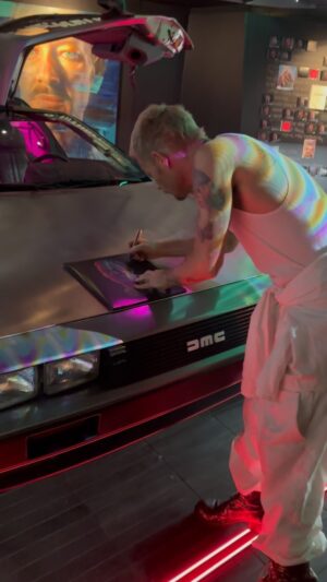 Daniel Johns Instagram - First one down, a few billion to go 😂

Tag a friend in Melbourne and send them down to Past, Present & FutureNever to see me work a good honest shift.
 
I finish today at 1pm 🫧🐸