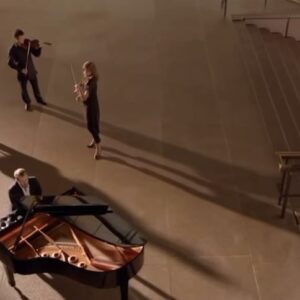 Daniel Johns Instagram - Happy 50th Birthday to the home of Opera Crap @sydneyoperahouse 

So many beautiful memories making beautiful music with beautiful people in this beautiful building x