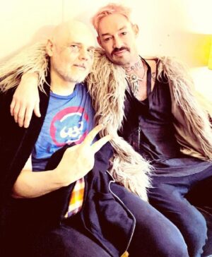 Daniel Johns Instagram - An honour to see one of my greatest idols again. 

📸 #1 @ebflow 
📸 #2 @smashingpumpkins