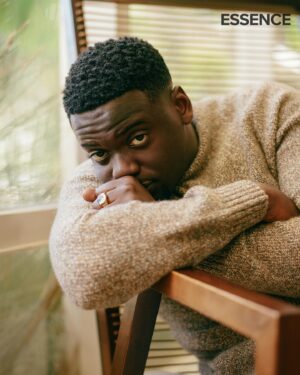 Daniel Kaluuya Instagram - Essence.

Appreciate ya @essence

Photographer: @erik_carter
Fashion Stylist: @jasonrembert
Makeup:  @Jessicasmalls 
Barber: @iamtrelljones
Production: @fox.and.leopard