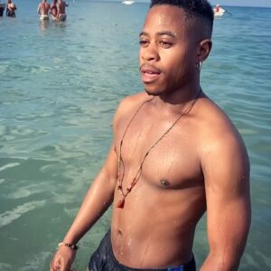Daniel Kyri Instagram - I miss summer