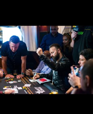 Daniel Negreanu Instagram - Had a good time at always at #TigerJam raising money for @tgrfound 

A few action shots here.