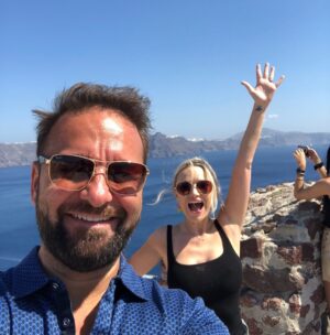 Daniel Negreanu Instagram - Happy Birthday to the love of my life @radioamanda 

We don’t take pictures very often so this one is from our awesome honeymoon in Santorini

Looking forward to a chillaxed day on the beach with my favorite person ❤️‍🔥❤️‍🔥❤️‍🔥

#alovesthed
