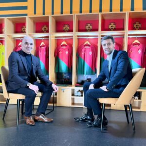 Daniel Oliveira Instagram - EXCLUSIVO: Roberto Martinez, o selecionador nacional de futebol, numa grande entrevista de vida, a poucas semanas da estreia no Euro 2024, que a SIC vai transmitir. Este sábado, no Alta Definição, na @sicoficial