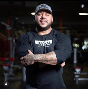 Daniel Rodriguez Instagram - Gonna miss you big homie , you had my back from the jump . Always showed me crazy love and supported me wins or losses. I’m shook at the news my big dawg is gone 😢 R.I.P Jason Carter