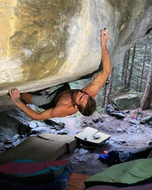 Daniel Woods Instagram - First few days in Fionnay were perfect. Managed to do “Foundations Edge” (8C) which was established by @dave_graham_  back in the day. Next day hooked up “Scarred for Life” (8B ). 

Stoked to be in the valais for a couple more weeks. The climbing here is all time. “Fuck the system” bloc, which hosts Foundations Edge and Scarred for Life, is one of the more impressive roof blocs I’ve climbed on. Rock is insane and the hold selection is surreal. 

time to keep on ragin 🔥