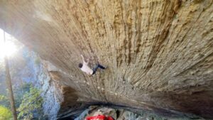 Daniel Woods Instagram - “Zoolander” (9a/14d) 2nd asc?

Went to the red river gorge for a quick 3 day trip. Managed to send this route put up by @alexandermegos. It’s a pretty savage 18 move power endurance line. The holds are small and aggressive. Felt like doing an intro 8B/v13 straight into a 7C /v10 with no rest. Great robotic style tension climbing… my fav 😁.