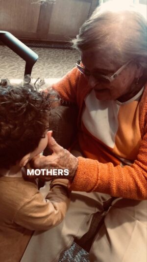 Daniella Rabbani Instagram - 🫂🫂I believe that each and everyone of us is created in the image of the divine. That right here walking this earth, billions of god parts are living their lives- succeeding and failing, connecting and disconnecting all the time. Mothers are the portal from the divine to the manifest. The ether to the earth. Mothers are the creative force. If there is anyone in this world who shows us how precious each life is. How divine. It is Mother. 

This Mother’s Day let us celebrate the mothers who mother our earth. Who populate it yes. But who also nurture it. Sustain life itself. Mothers who are dedicated to connecting and sharing and making this world a better place for all. 

Happy Mother’s Day to all the mamas!!! What you do makes a huge difference in our world day in and day out. 

Biggest love to the @telavivinstitute mamas in this video: @thenewyorkstylist @drsterlingobgyn @loganlevkoff @joanieleeds @thelucylipiner @parentcircle @shoshanna_keats_jaskoll @chochmat_nashim who lead by a loving and fierce example. Who advocate with wholeheartedness. Who share their gifts freely. Thank you for being you. 🫂🫂
.
.
.
#mothersday #happymothersday #jewishmom #advocates