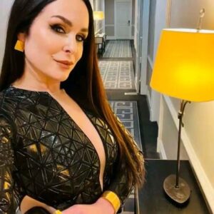 Danielle Bisutti Instagram - BAFTA Nominee Party! 

What a joy to celebrate and become acquainted with the brilliant individuals behind last year’s most innovative and celebrated video games. 
My deepest gratitude to BAFTA Games Awards for honoring my work as Freya in the God of War franchise with a second nomination for my performance. Freya’s transformative journey in God of War Ragnarök required every aspect of myself and I gave it wholeheartedly. 
My eternal gratitude to the entire TEAM @santamonicastudio for choosing and trusting me to breath life into their Queen of the Valkyries Leader of the Vanir Norse Goddess Freya for the past 9 years. You’ve become my family in this interactive experience that has unexpectedly ans unequivocally changed my life forever. 🦅 ❤️‍🔥 ⚔️ 👑 

#daniellebisutti #baftagamesawards #bafta  #Freya #TeamFreya #GodofWarRagnarok #GameoftheYear

PR team:
@icon_pr

Glam Squad:
👗 @emasavahl
Hair and makeup - @jolandamakeup
💄 @maccosmetics “Velvet Teddy”
👠 @louboutinworld
👛 @pr_solo @kristinakofficial 
💍 @michelemariepr @jenckshowland