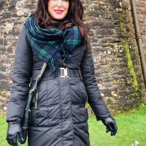 Danielle Bisutti Instagram - Evening serenade ~ my ode to Outlander theme “The Skye Boat Song” Music composed by Bear McCreary & sung beautifully on the series by Raya Yarbrough 💙 🎶 

I recorded this at Craigmillar, Midlothian, United Kingdom while I was touring the Outlander castles in #scotland circa 2019 after #godofwar4 BaftaGames celebration. I was too shy to post it then but with #GodOfWarRagnarok coming I felt now was appropriate. My mother Diana Ferrare-Magaldi and I share a DEEP love for Outlander and Jamie Fraser like most every other woman on the planet ... #Outlander #jamiefraser #daniellebisutti #godofwar