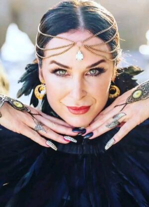 Danielle Bisutti Instagram - Please continue to watch and share my music video 'Song of the Valkyrie' on YouTube. The link is in my bio. Don't forget to subscribe!
#ValkyrieQueen #SongOfTheValkyrie #NorseMythology #TeamFreya #freya #daniellebisutti #MusicVideo #unstoppable #FreyaFriday