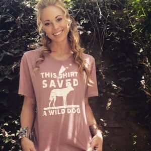 Danielle C. Ryan Instagram - Look what just came in the mail!! Thanks @ecodefensegroup !! This shirt is special to me because the concept for it was created on the set of Criminal Minds by some amazing crew members. 
Thanks EDGE for bringing it to life. 
Check out edge’s site to see all the amazing things this organization does for the world and to get your own awesome shirt 🖤(link in bio). Shirt is Indie approved. 
#edge #conservation #africa #wilddog #savetherhino #savetheearth #madcowcollar #criminalminds #shirtdesign #malinois #actor
