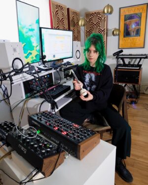 Danielle 'Danz' Johnson Instagram - needs more otamatone