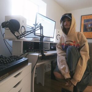 Danielle 'Danz' Johnson Instagram - studio * WIP *