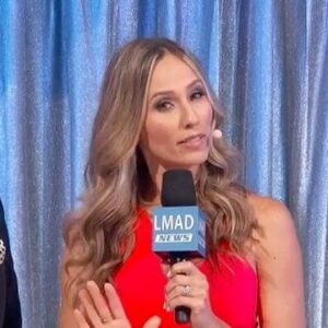 Danielle Demski Instagram - We have some interesting conversations on this show...can you guess what we’re talking about?🤪 #LetsMakeADeal