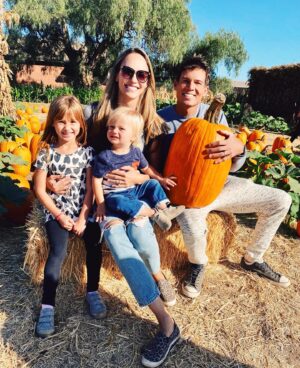 Danielle Demski Instagram - I think it’s safe to say we got the biggest pumpkin in the patch! 🎃 #lovemyfam #familyouting #halloween
.
.
.
.
.
#momlife #familyof4 #instagoodness #love #hellofall #letthembelittle #momswithcameras