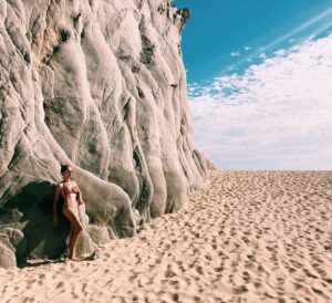 Danielle Demski Instagram - Blue skies and sandy beaches!🏖🥰🇲🇽
.
I spent quite a bit of time in Mexico this last year. This first picture was taken a few months ago, shortly after I found out I was pregnant. At the time, this baby was still our little secret. Flash forward to this weekend (second photo) and now my ever expanding belly tells it’s own story. I’m truly amazed at what my body is capable of and I think I’m able to enjoy and admire it even more the second time around. I’m looking forward to meeting this little person growing inside me but, for now, I’m happy to share my space with this little being and take in every moment🤰❤️
.
.
#traveltuesday #momlife #pregnant #cabo #mexico #instamood
