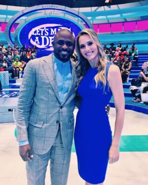 Danielle Demski Instagram - If you’re living the quarantine lifestyle right now, than let me and Wayne Brady keep you company on today’s episode of Let’s Make A Deal on CBS!🎬💃🎤
.
I love working on this show because it brings joy, positivity, and laughter to so many people...which is exactly what we need right now! And don’t worry, we finished shooting a few months ago so the cast and crew are all social distancing and watching from home. Enjoy!😉🌈
.
.
.
#LMAD #tvhost #behindthescenes #setlife #gameshow #hollywood #bts #waynebrady #letsmakeadeal #cbstv #alonetogether