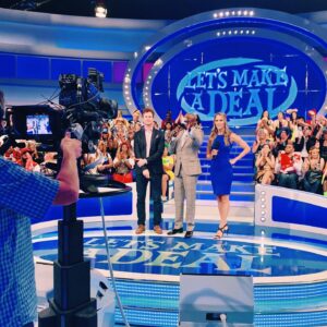 Danielle Demski Instagram - Looking forward to the day when a live audience isn’t taboo. Until then, a daily dose of Let’s Make A Deal will do the trick!
Don’t miss today’s episode on CBS👏🎬🎤💃
.
.
.
.
.
#LMAD #tvhost #behindthescenes #setlife #gameshow #hollywood #waynebrady #letsmakeadeal #lovemyjob #CBStvstudios #bts